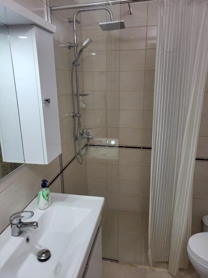 Asta Apartments Free Private Parking Vlore Bagian luar foto
