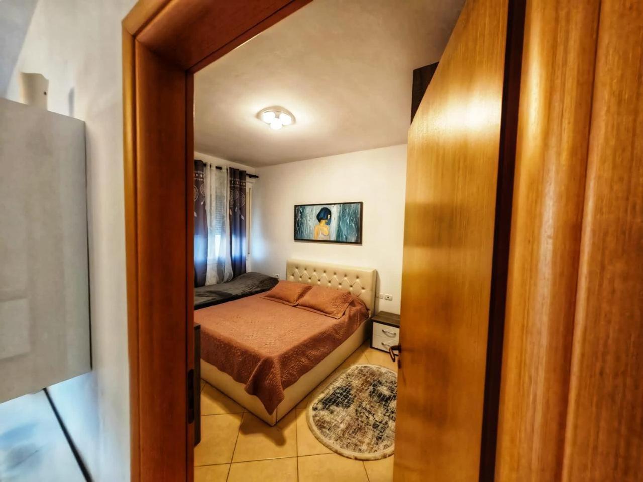 Asta Apartments Free Private Parking Vlore Bagian luar foto